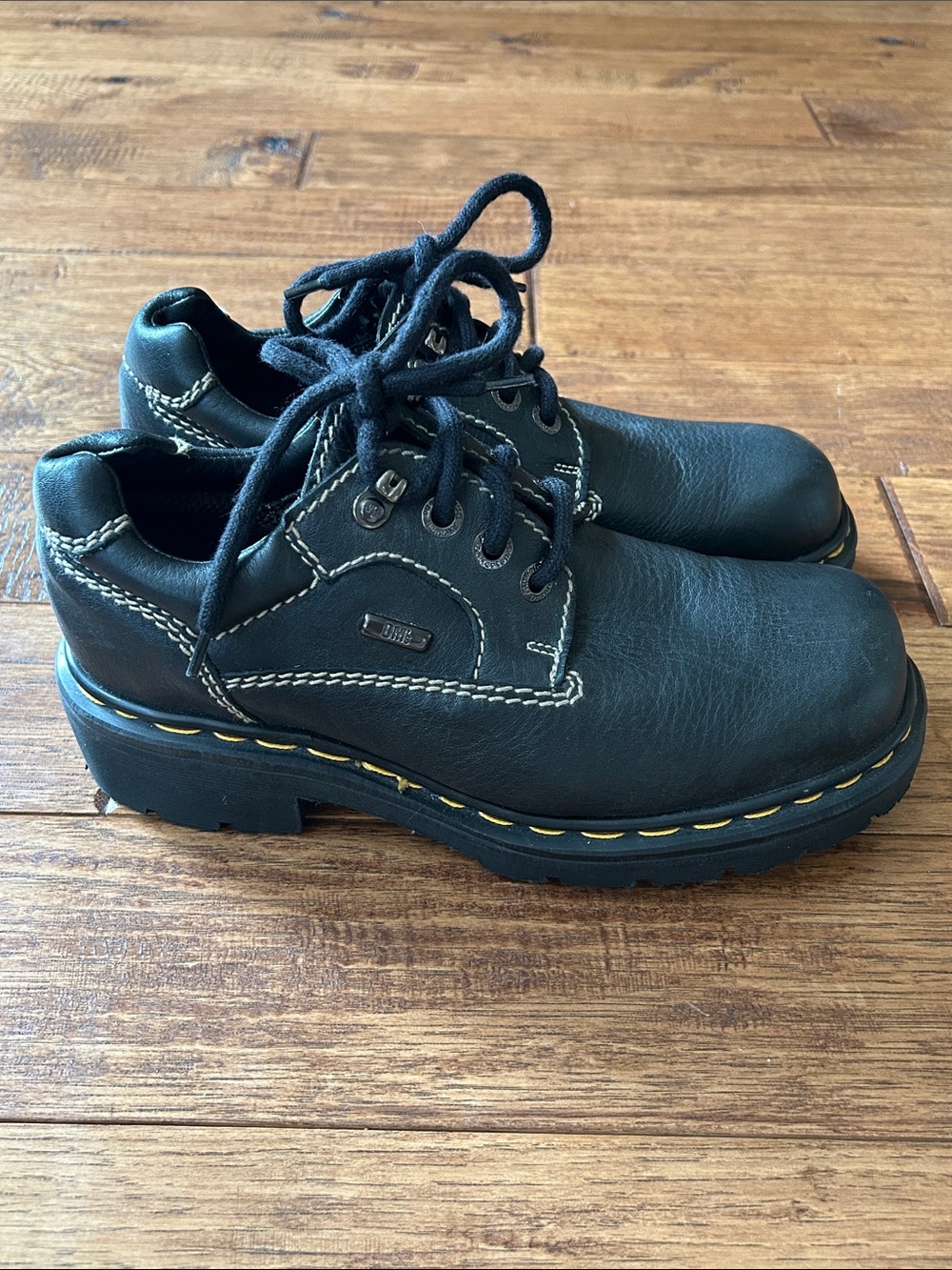 Dr. Martens Docs Vintage 9272 Black Oxfords Made in England UK Size 7